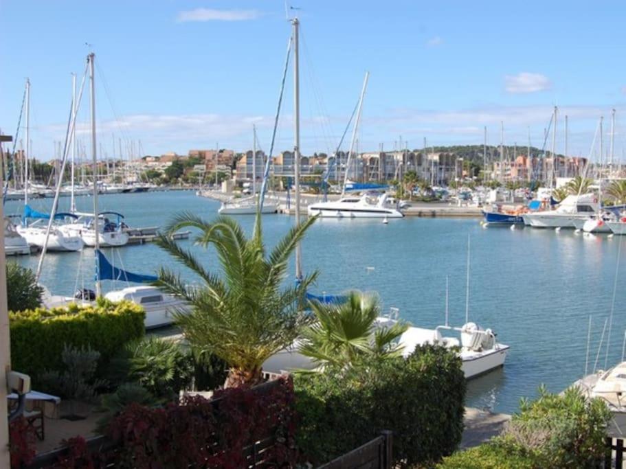 L'Escapade : Charmant T2 -Parking Gratuit, Piscine, Wifi, Clim Gruissan Exteriér fotografie